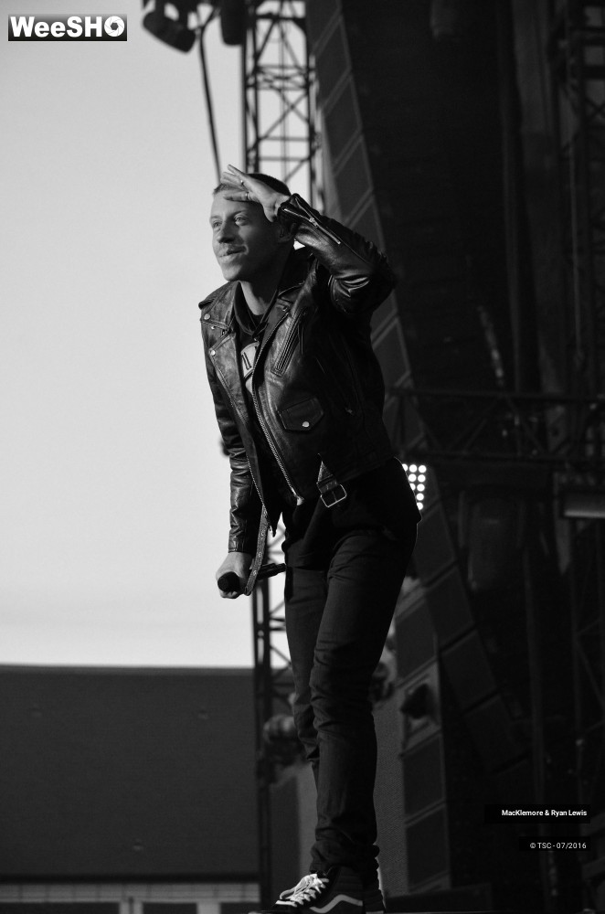 7/32 photos du spectacle MacKlemore & Ryan Lewis