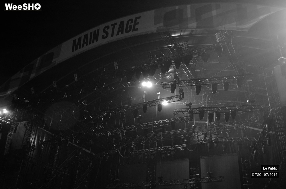 21/29 photos du spectacle Main Square 2016 Ambiance J2