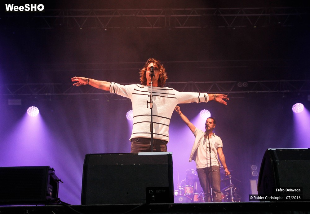 2/37 photos du spectacle Fréro Delavega