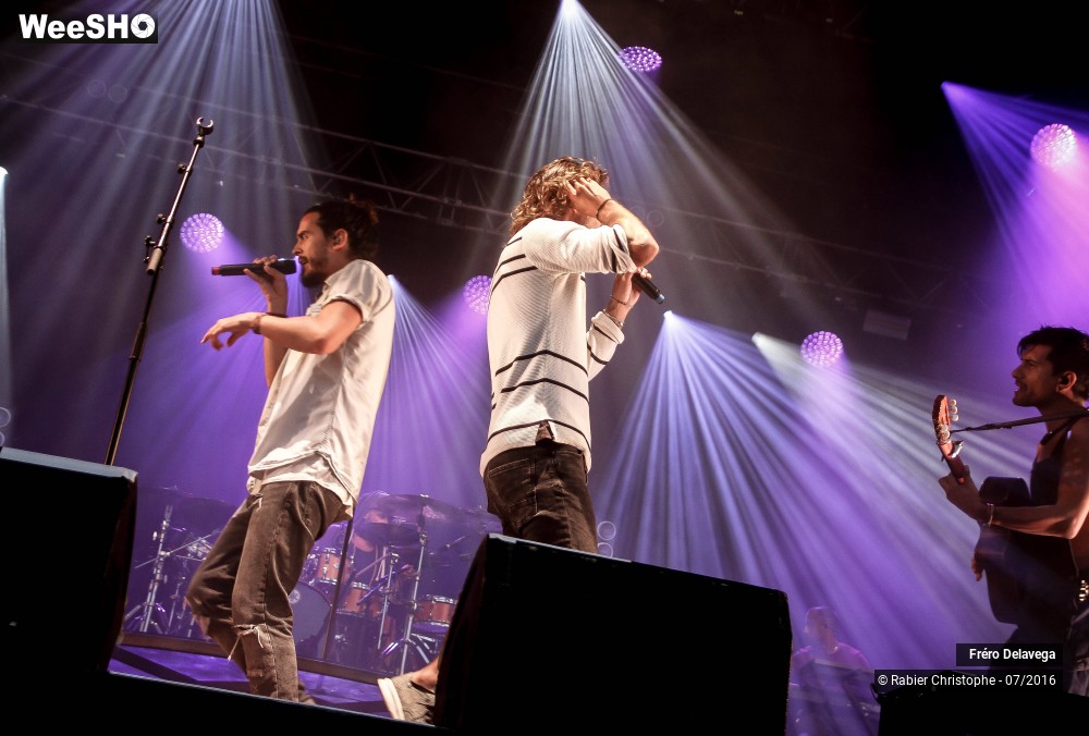 5/37 photos du spectacle Fréro Delavega