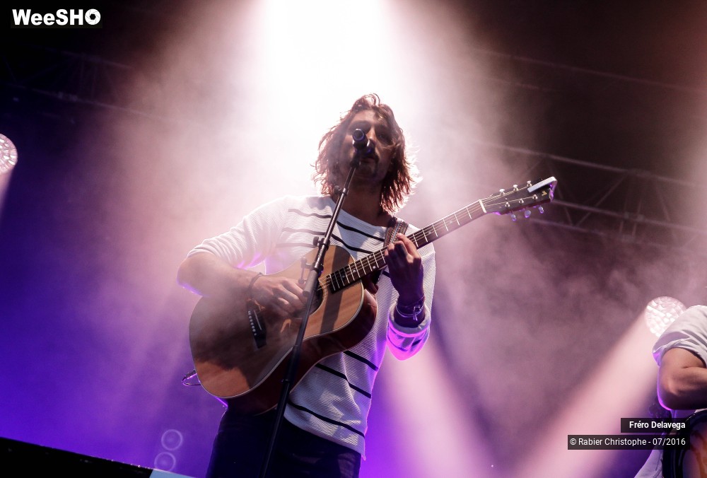 7/37 photos du spectacle Fréro Delavega