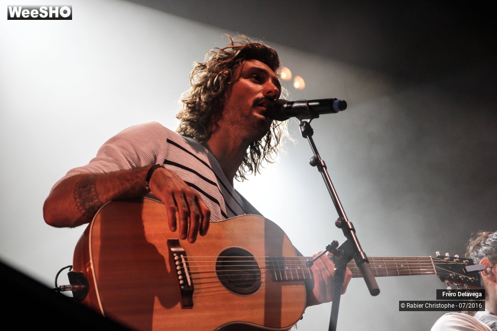 35/37 photos du spectacle Fréro Delavega