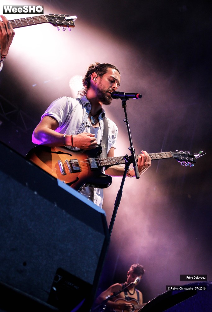 36/37 photos du spectacle Fréro Delavega