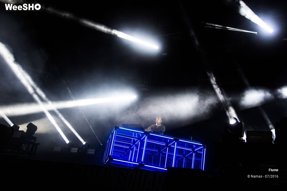 14/16 photos du spectacle Flume