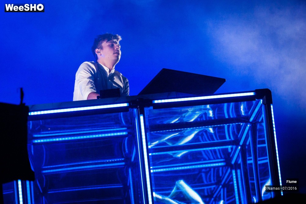 15/16 photos du spectacle Flume