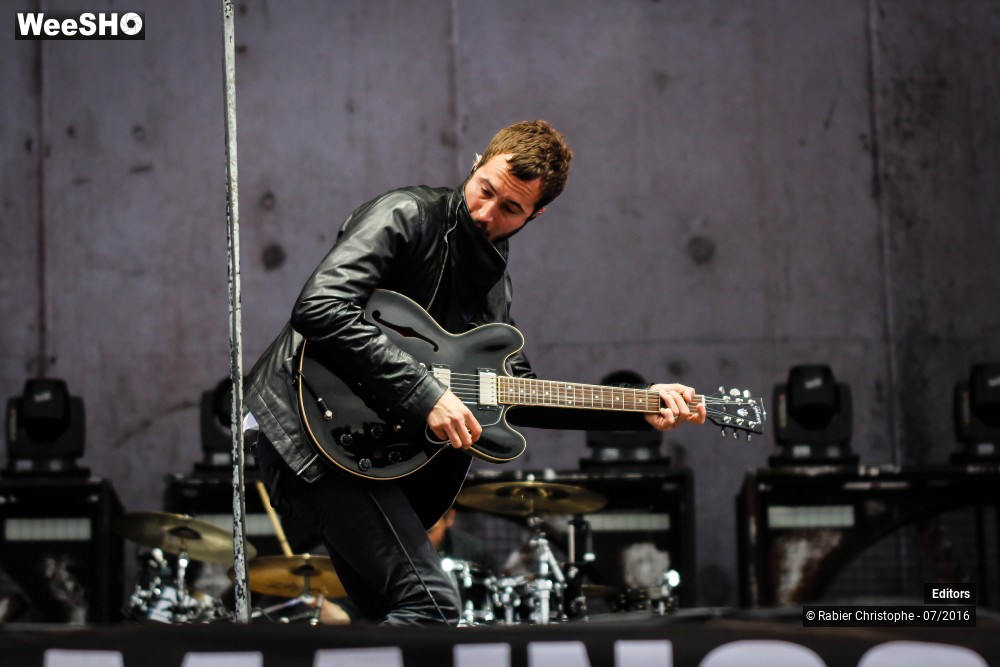 2/50 photos du spectacle Editors