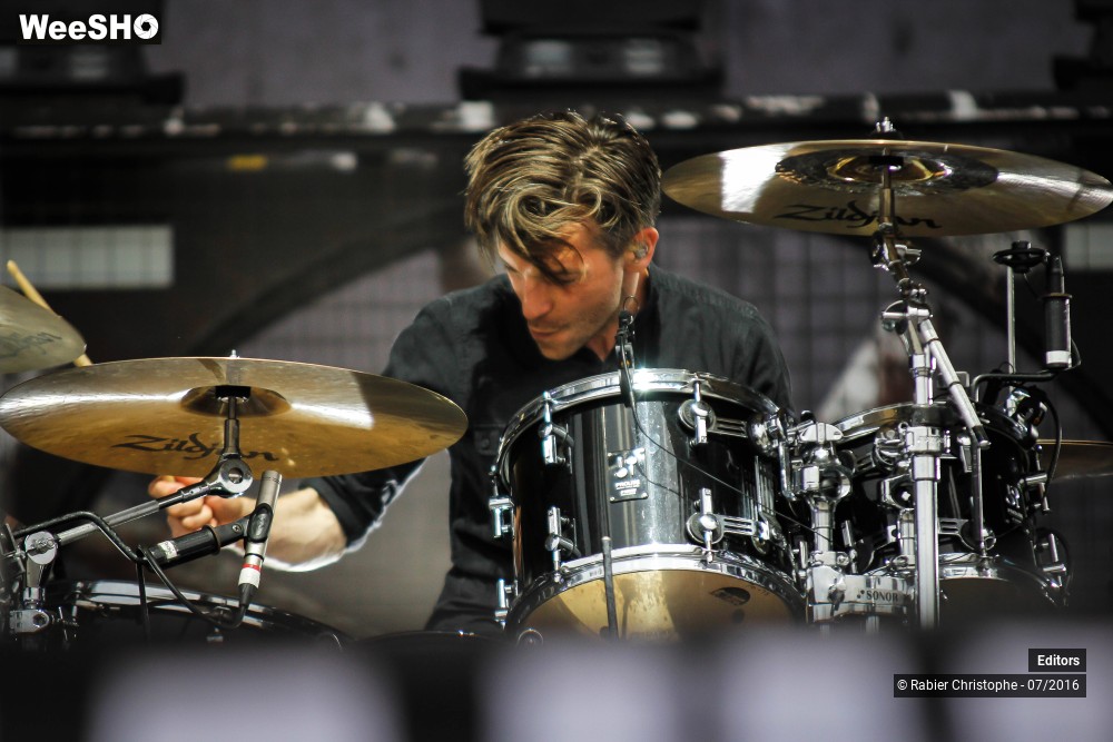 5/50 photos du spectacle Editors