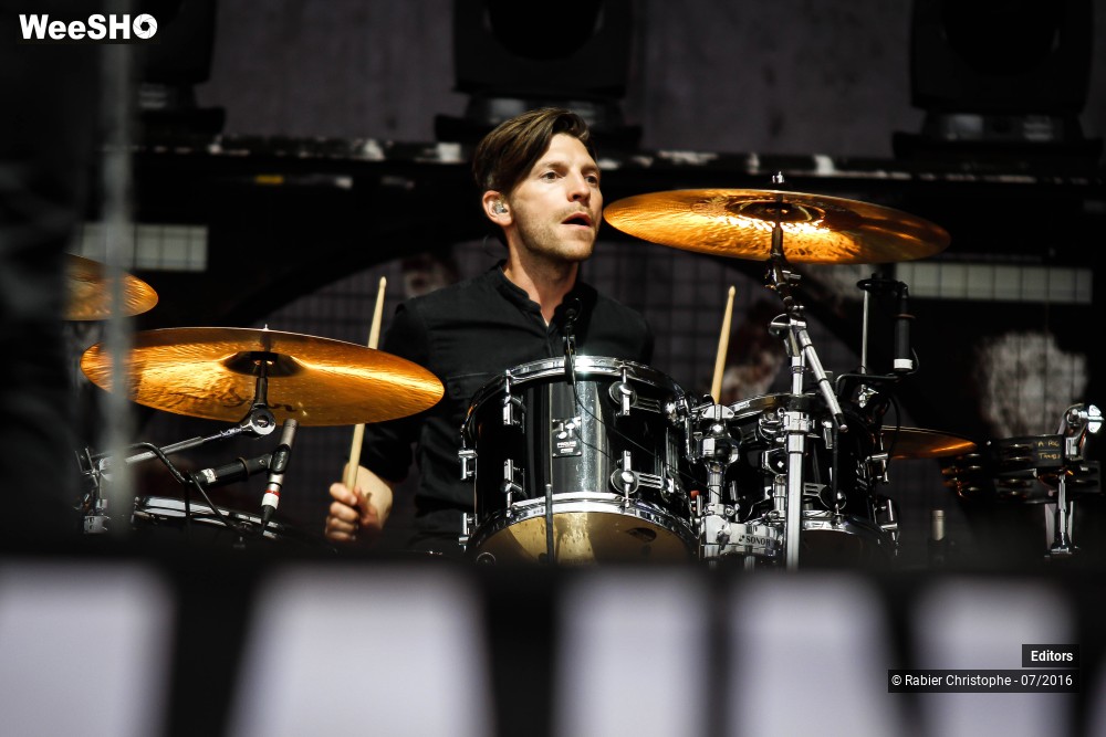 15/50 photos du spectacle Editors