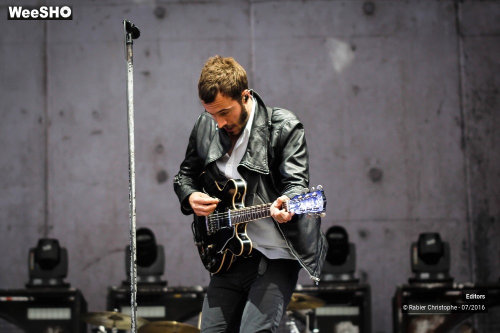 20/50 photos du spectacle Editors