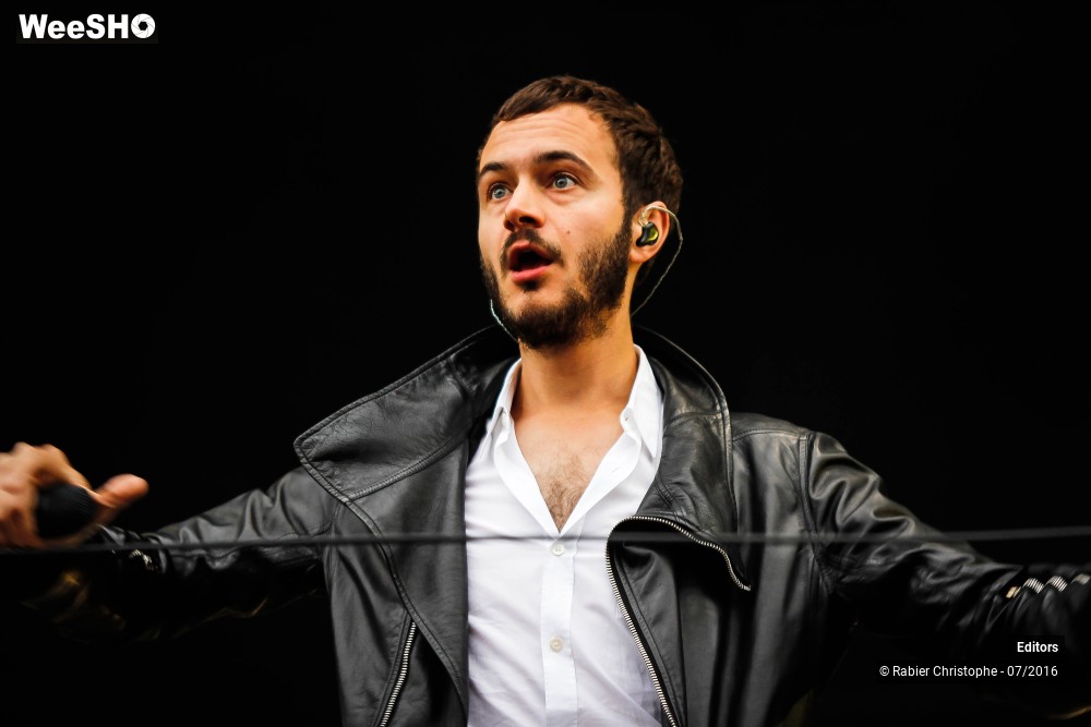 35/50 photos du spectacle Editors