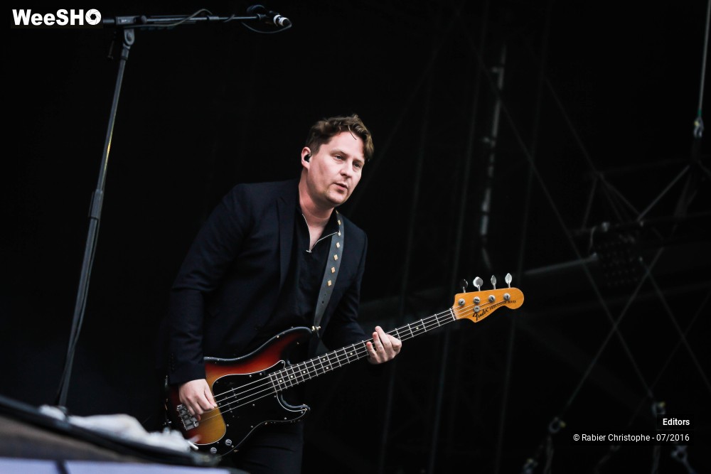 49/50 photos du spectacle Editors