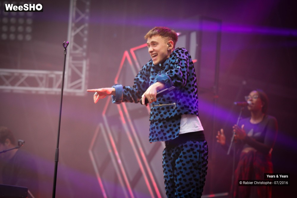5/37 photos du spectacle Years & Years