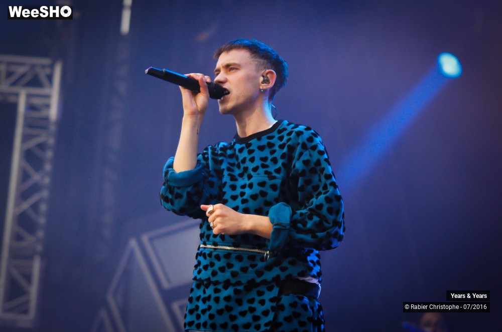 23/37 photos du spectacle Years & Years