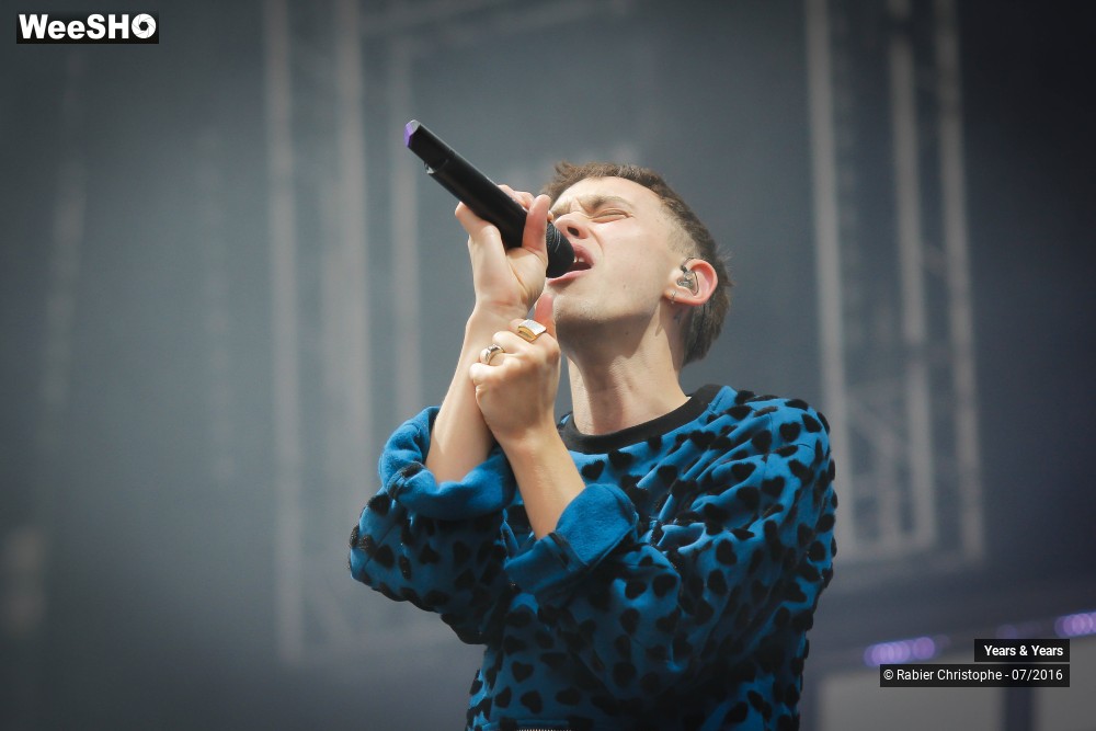24/37 photos du spectacle Years & Years