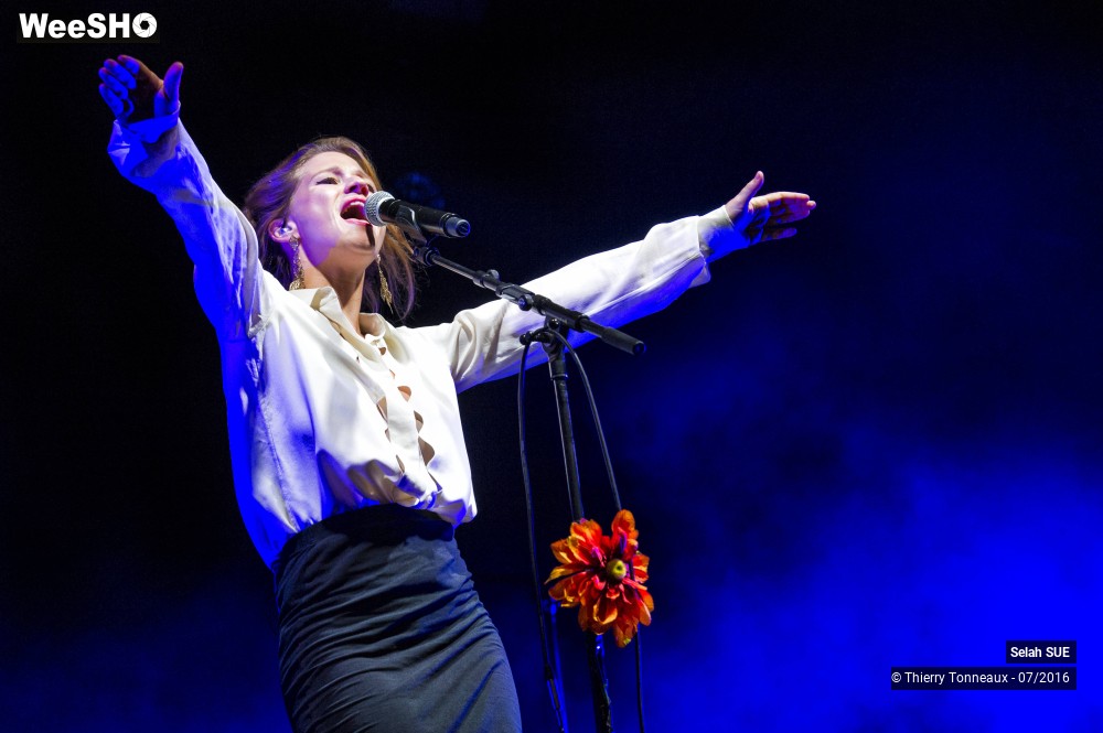 3/34 photos du spectacle Selah Sue