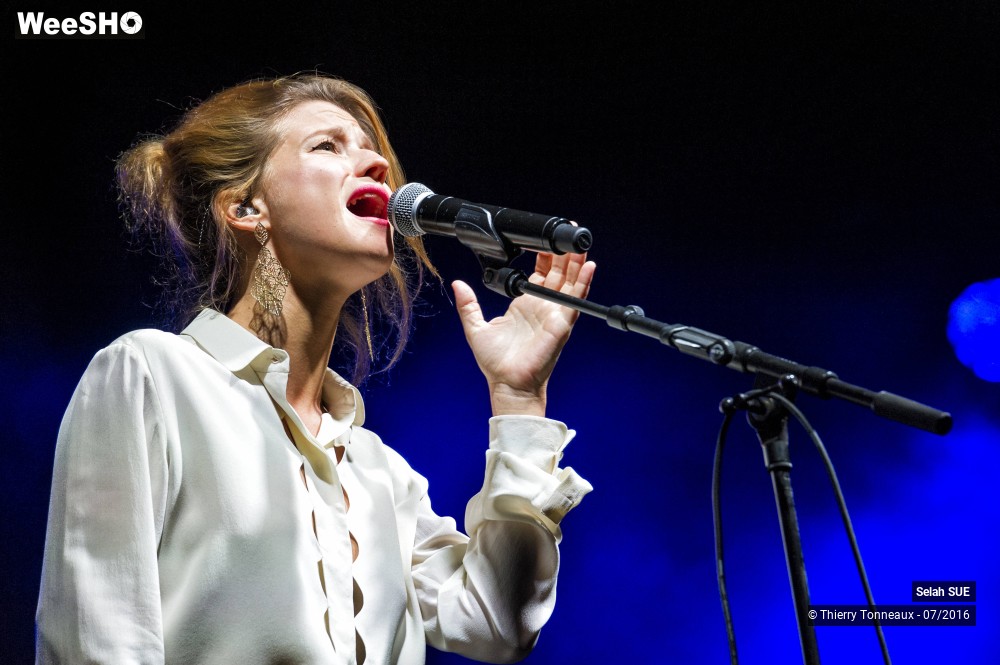 26/34 photos du spectacle Selah Sue