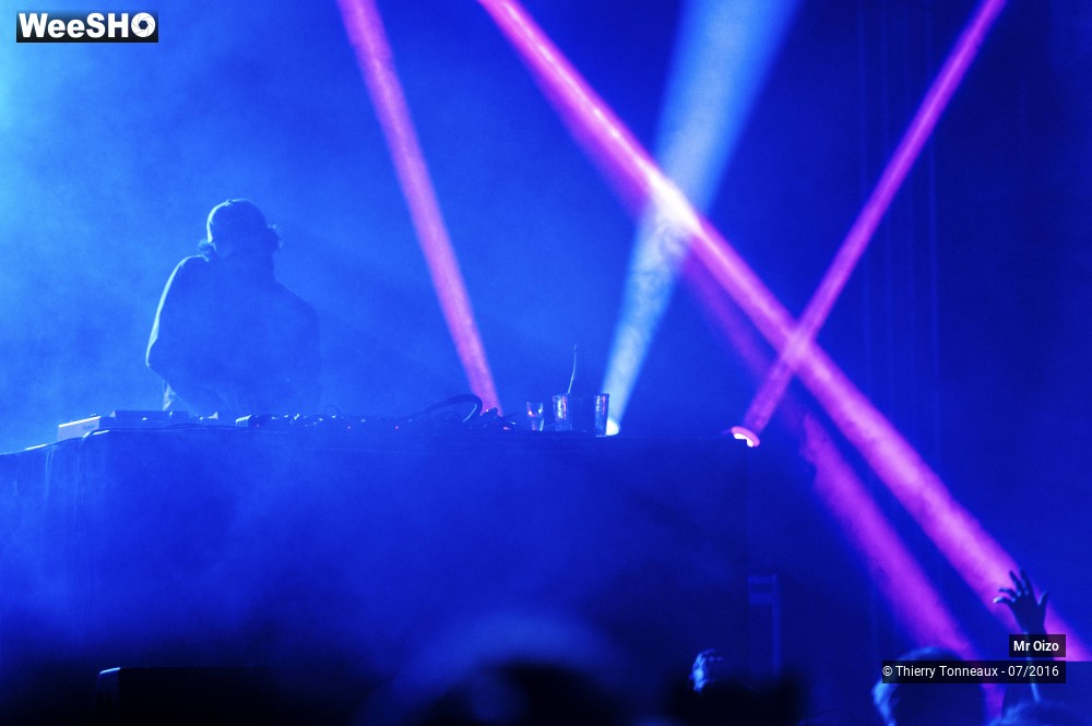 1/9 photos du spectacle Mr Oizo