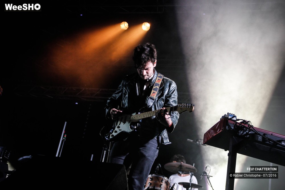 12/41 photos du spectacle feu! Chatterton