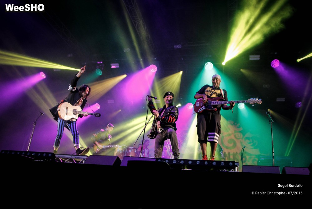 3/45 photos du spectacle Gogol Bordello