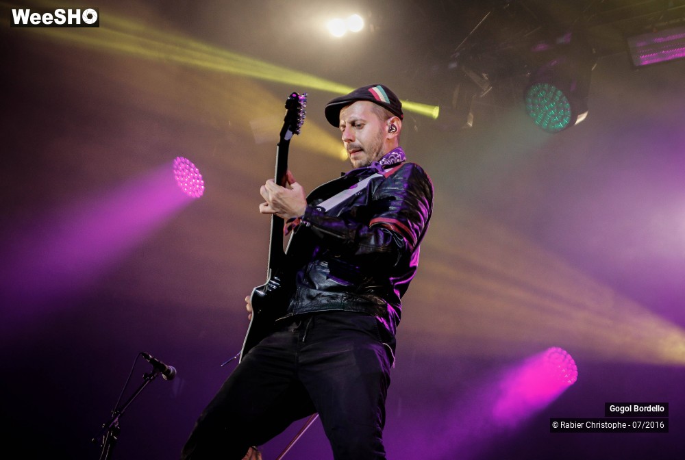 4/45 photos du spectacle Gogol Bordello