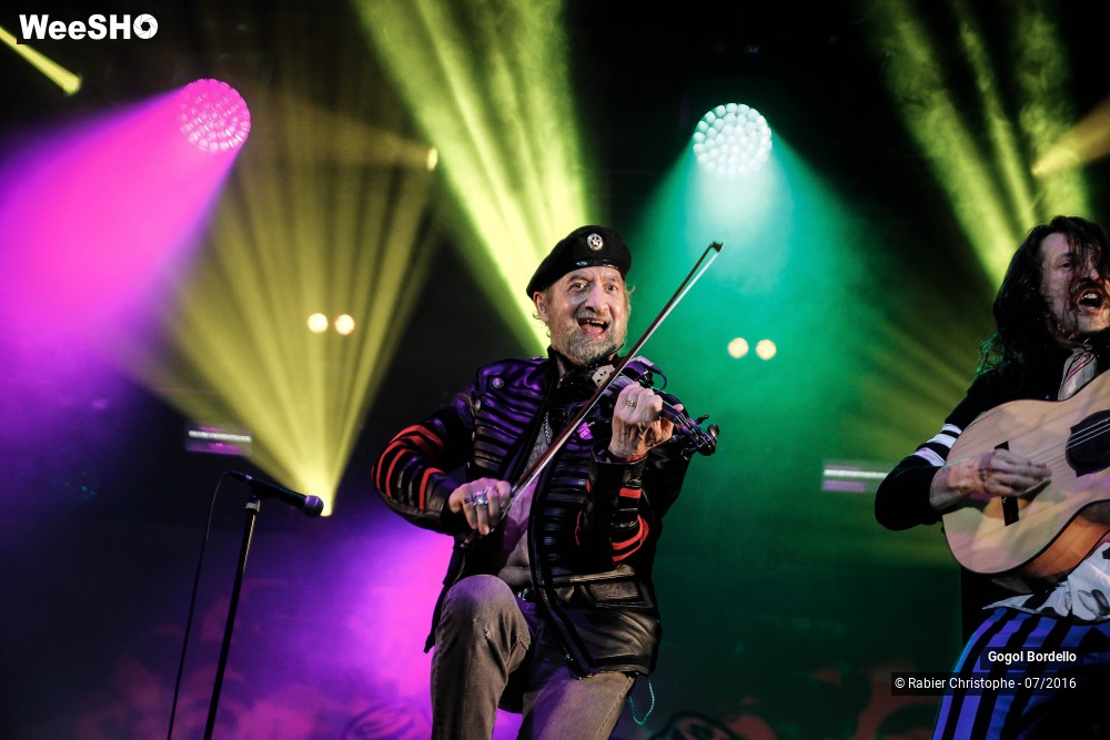17/45 photos du spectacle Gogol Bordello