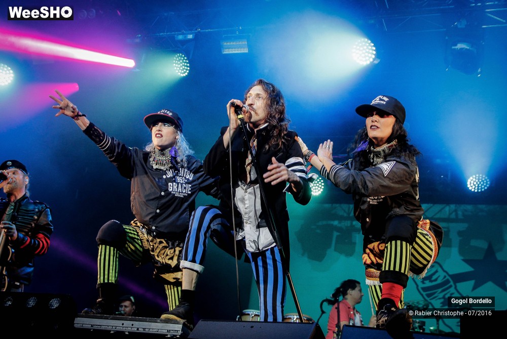 24/45 photos du spectacle Gogol Bordello