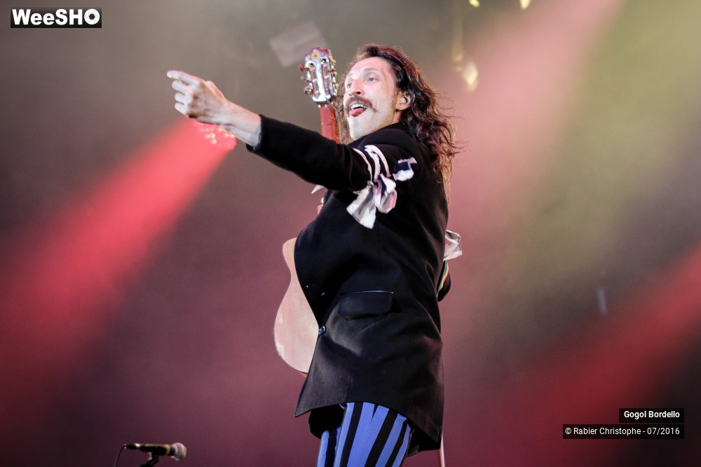 42/45 photos du spectacle Gogol Bordello