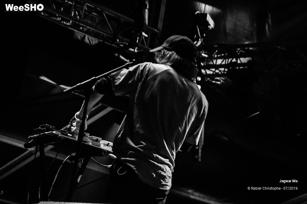 8/15 photos du spectacle Jagwar Ma