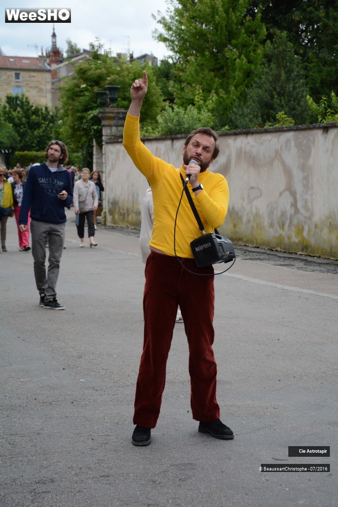 5/22 photos du spectacle Ludovic Füschtelkeit, spécialiste sur commande