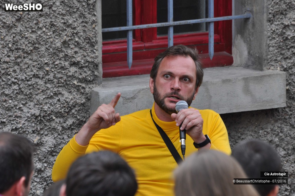 6/22 photos du spectacle Ludovic Füschtelkeit, spécialiste sur commande