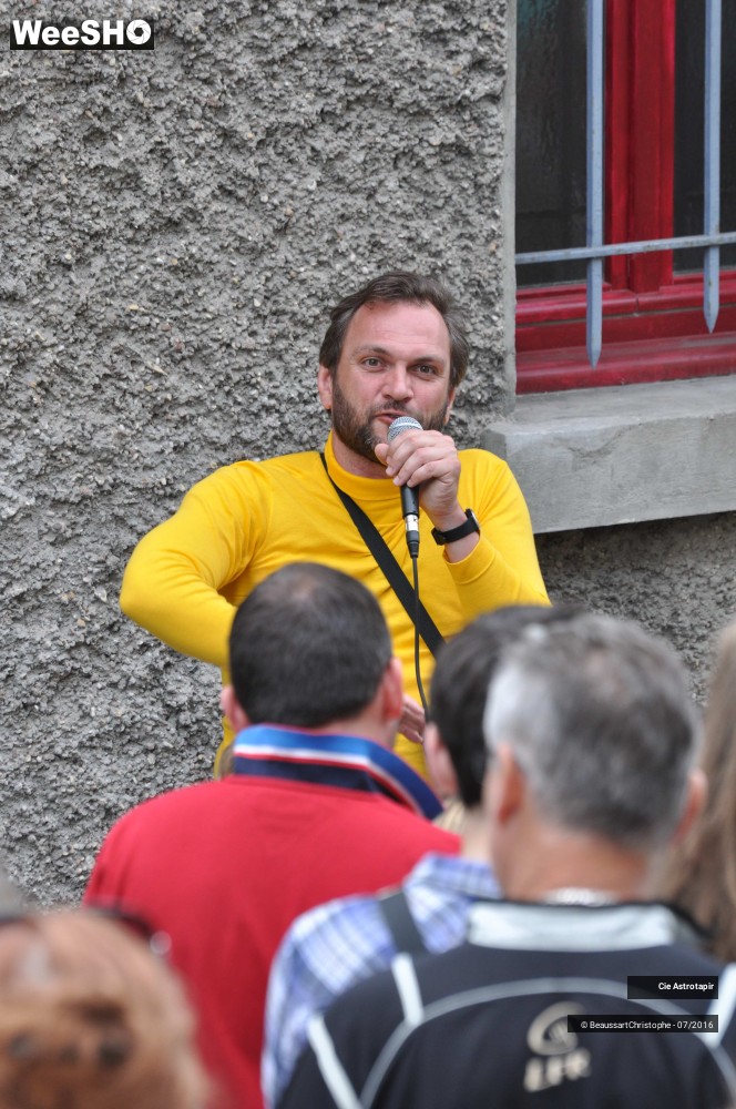 21/22 photos du spectacle Ludovic Füschtelkeit, spécialiste sur commande