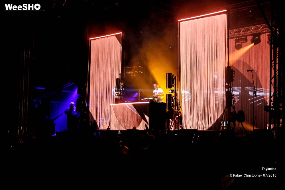 17/23 photos du spectacle Thylacine