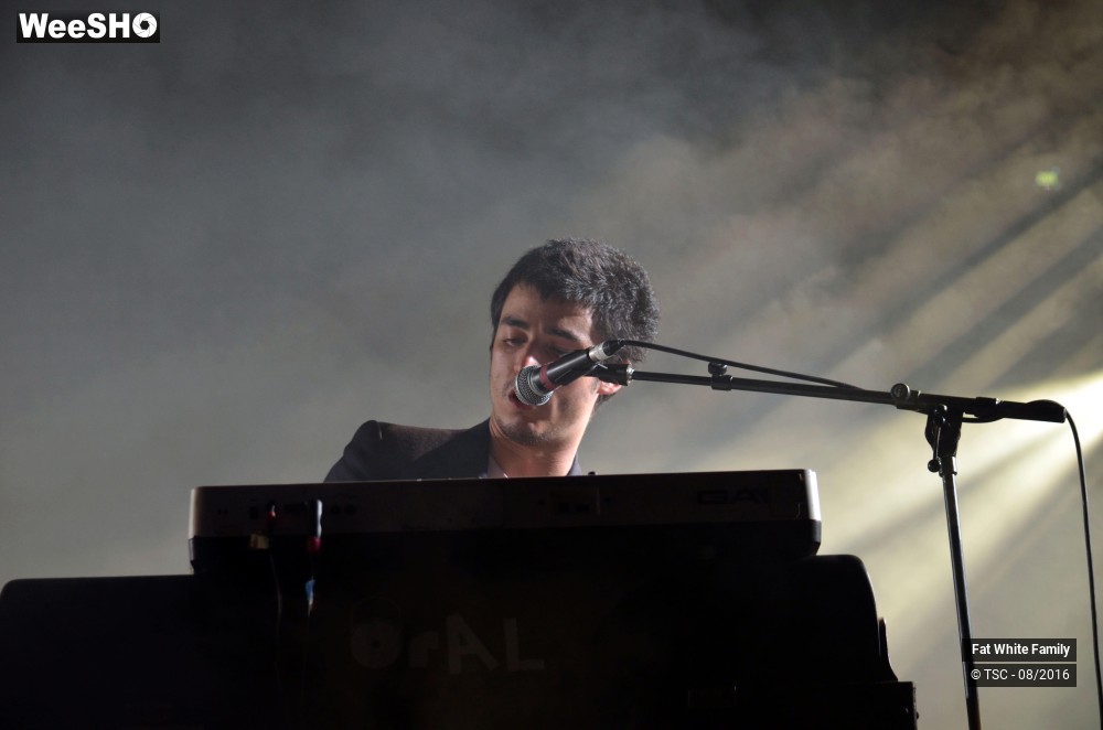 7/10 photos du spectacle Fat White Family