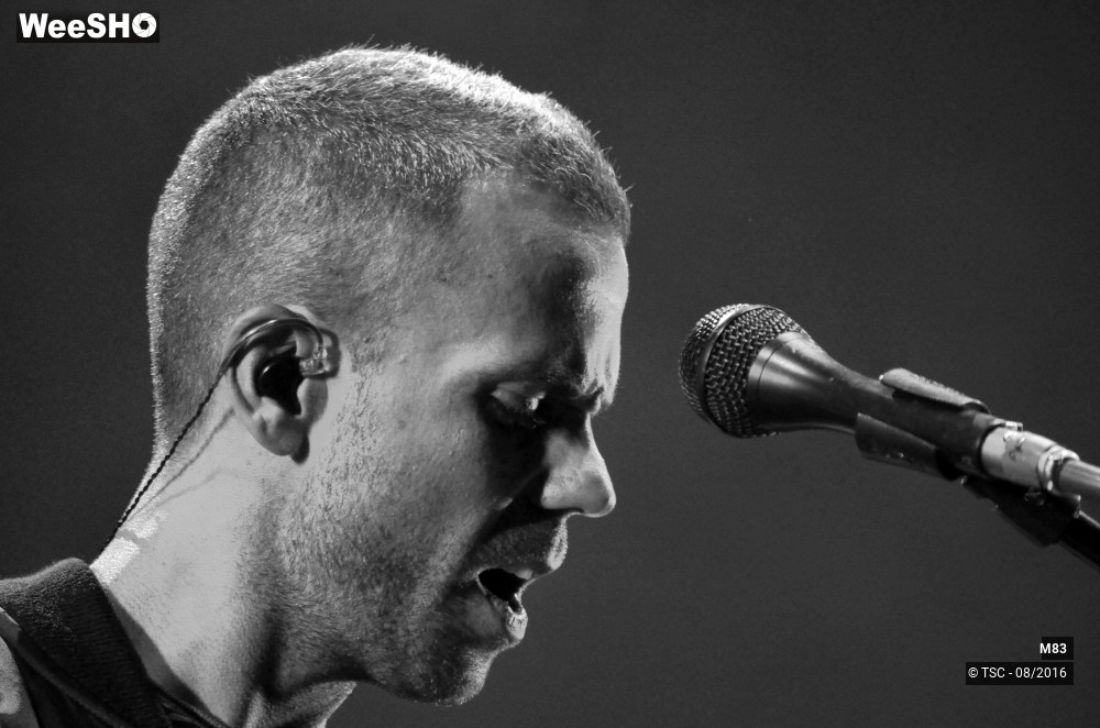 2/10 photos du spectacle M83