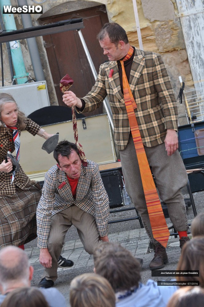 7/51 photos du spectacle Autorisation de sortie