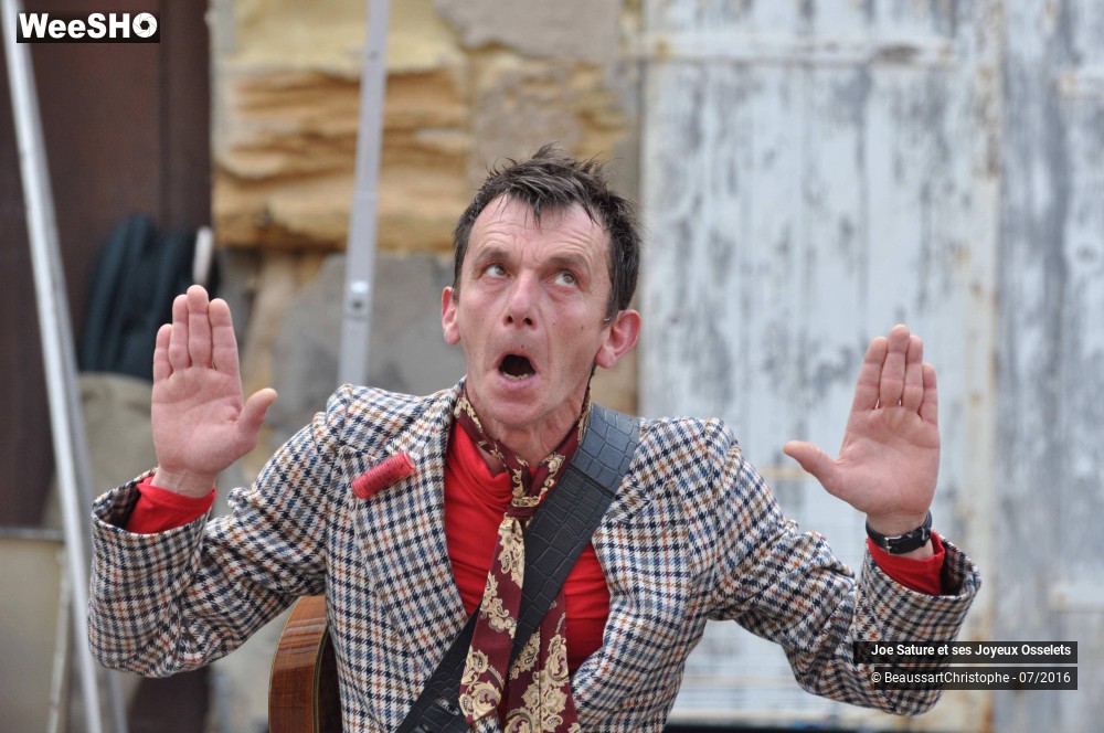 8/51 photos du spectacle Autorisation de sortie