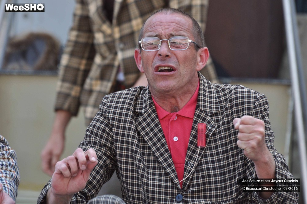 50/51 photos du spectacle Autorisation de sortie