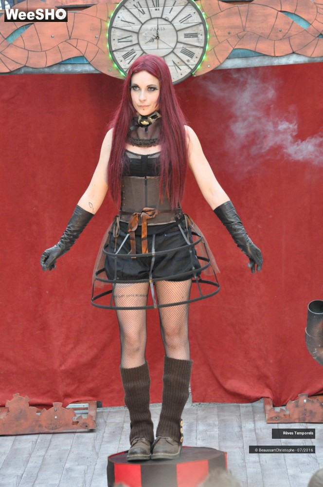 17/29 photos du spectacle Le Théâtre des Expériences Temporelles