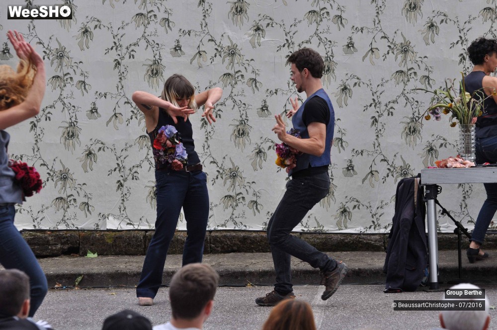 1/43 photos du spectacle Orties