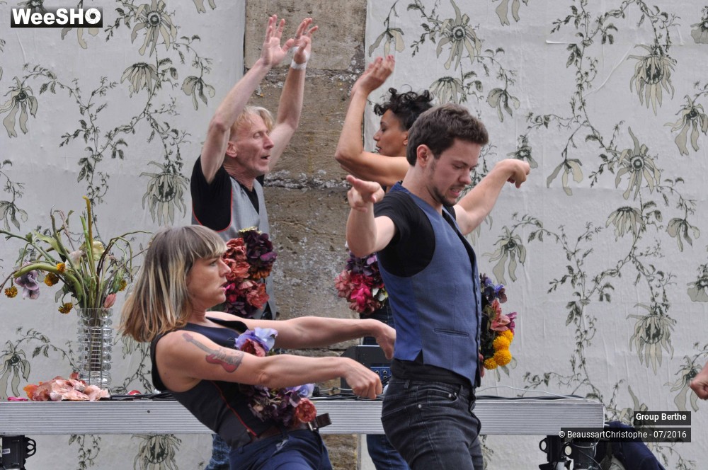 36/43 photos du spectacle Orties