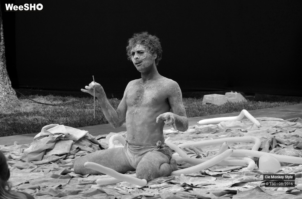 25/28 photos du spectacle Babylloon