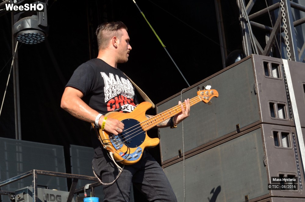 12/17 photos du spectacle Mass Hysteria