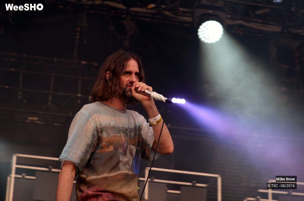7/9 photos du spectacle Miike Snow