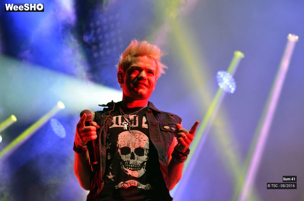 4/13 photos du spectacle Sum 41
