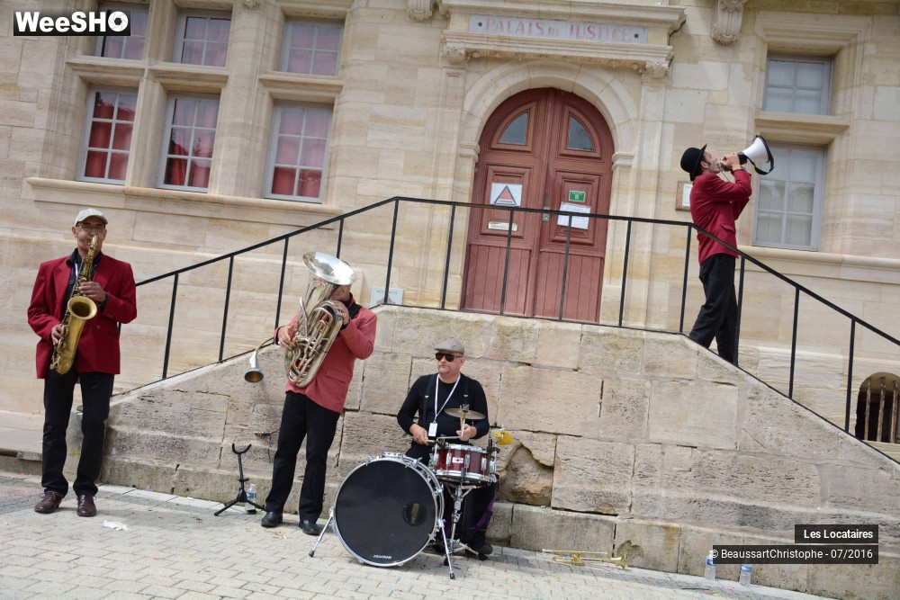 39/42 photos du spectacle Bouzouk Brass Band