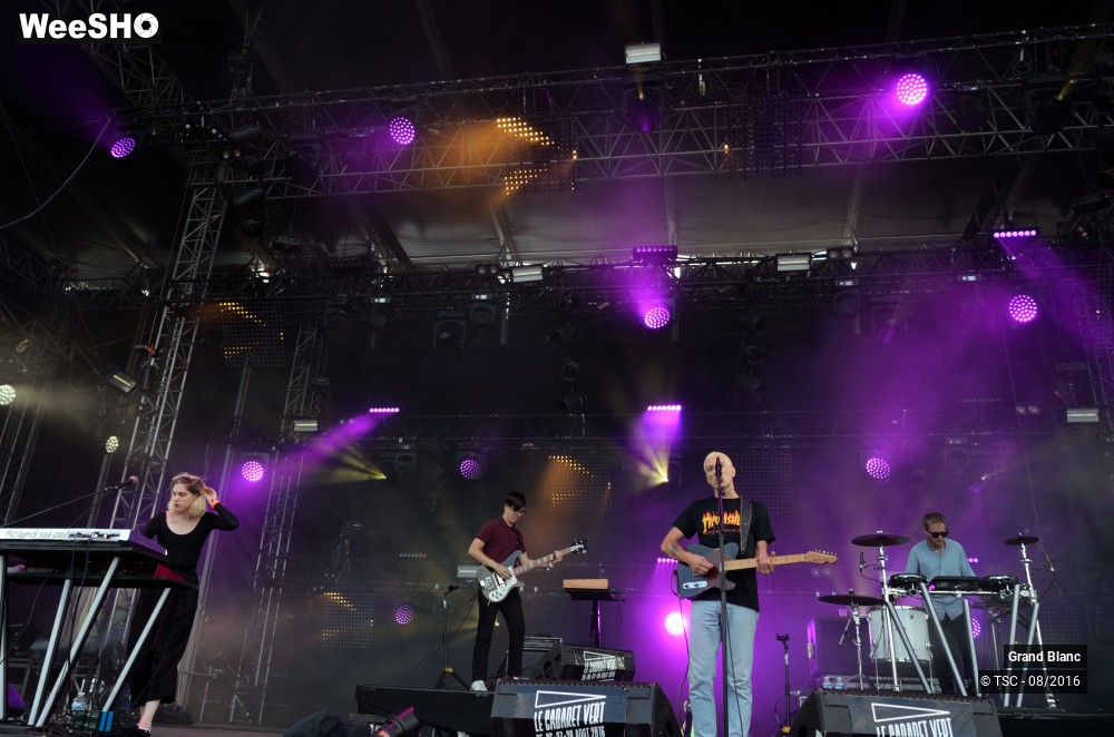 2/7 photos du spectacle Grand Blanc