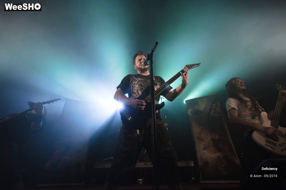 1/11 photos du spectacle Deficiency