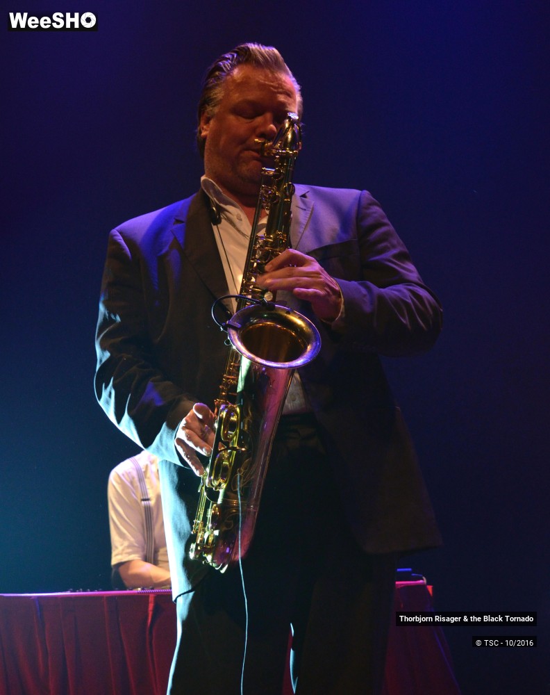 12/37 photos du spectacle Thorbjorn Risager & the Black Tornado
