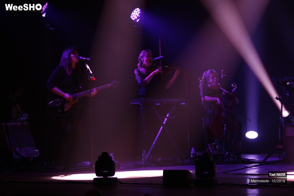 38/40 photos du spectacle Yael Naim