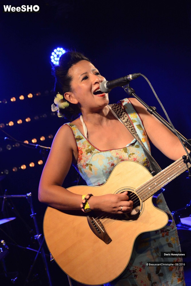 7/42 photos du spectacle Dee's Honeytones